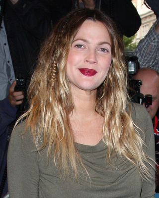 formal letter_05. drew barrymore roots hair. Drew Barrymore at the premiere; Drew Barrymore at the premiere. Bonch. Apr 25, 12:12 AM. Here#39;s a fixed version for you.